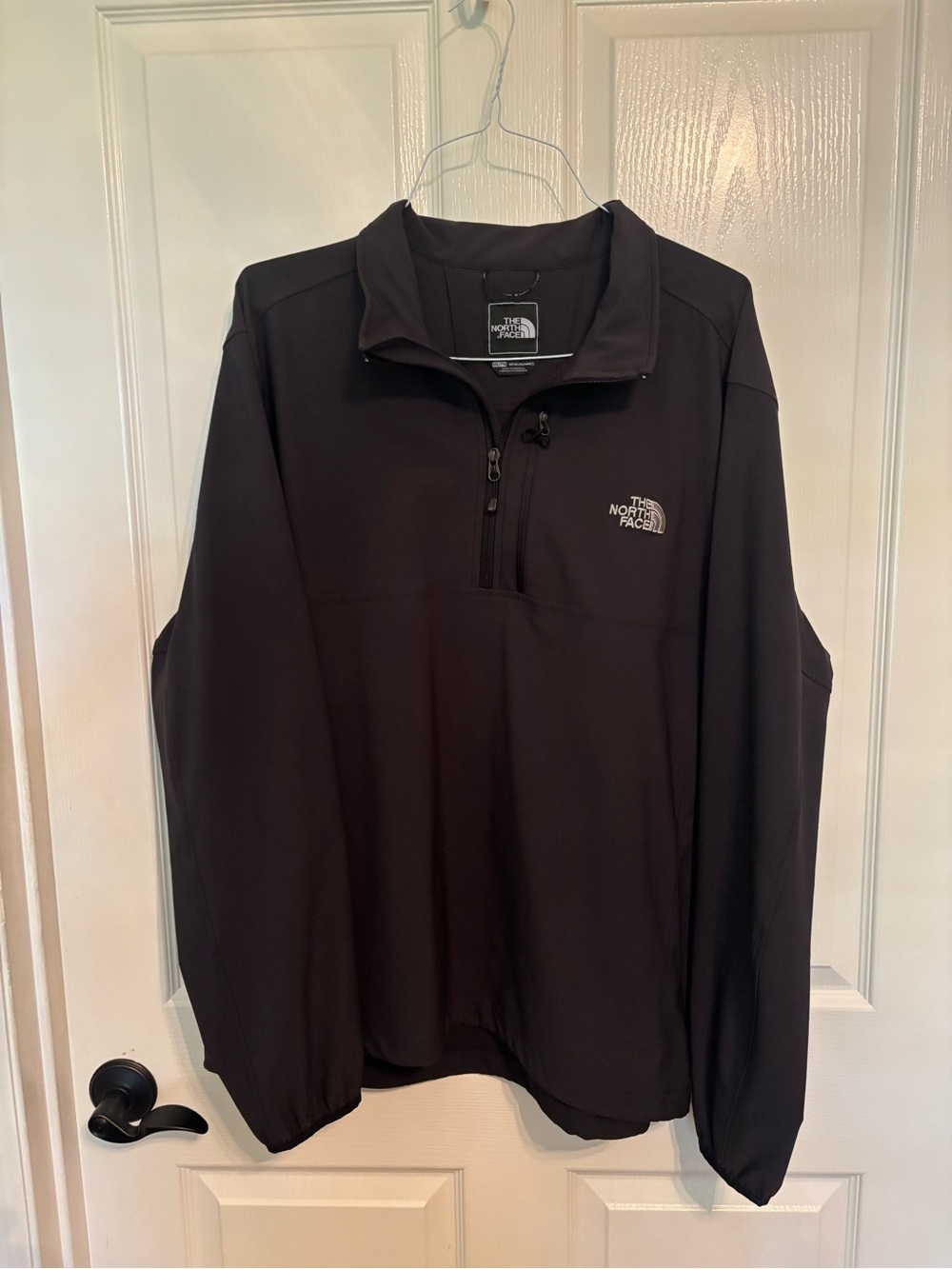 The North Face Black Half-Zip long sleeve Pullover bionic jacket lightweight